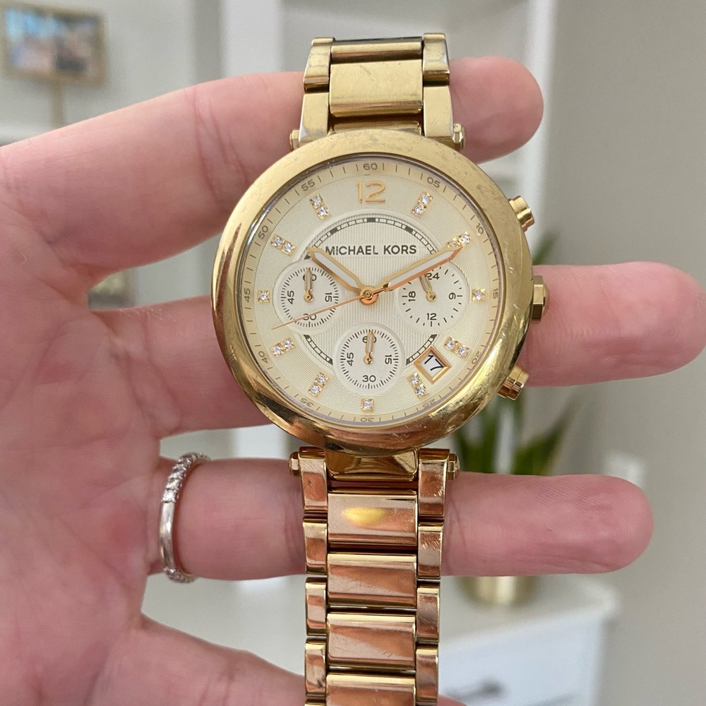 Michael Kors Vintage Champagne Dial Gold Tone Stainless Steel Ladies Watch